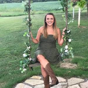 Meet your Posher, Brittany